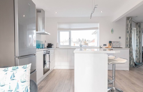 New Forest District House | Ocean La Vie - recently renovated bungalow in Barton on Sea.