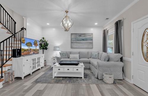 Myrtle Beach House | Ocean Lakes 5bd with arcade game table and waterpark