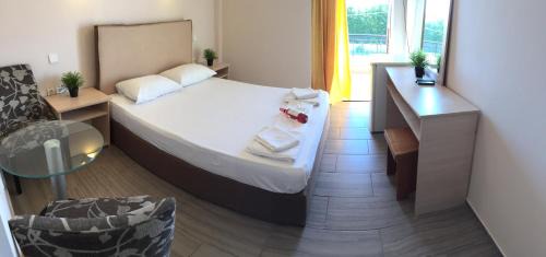 Katakolo Hotel | OCEAN-PACIFIC