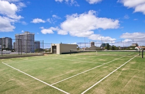 Coolangatta Apartment | Ocean Plaza 1577 - Coolangatta Beachfront!