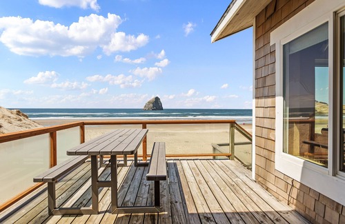 Pacific City House | Ocean star Paradise 5-Bedroom Estate on the sandy Beach with Spectacular Views