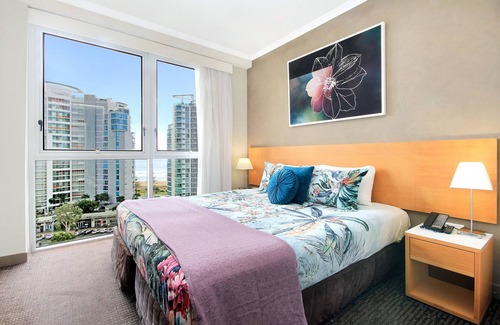 Coolangatta Resort | Ocean View 1 BD Mantra Apartment
