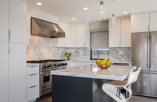 Sand Section Apartment | Ocean View 1 Block from Beach. 12min drive to Forum, Sofi Stadium & Intuit Dome