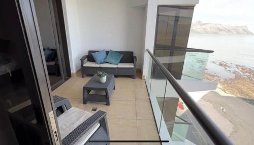 Strand Apartment | Ocean View 1004 Luxury Backup Power