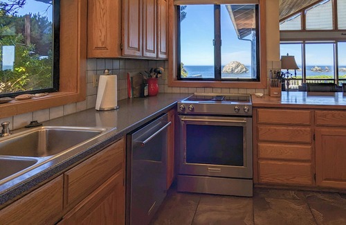 Bandon House | Ocean View at Face Rock: Stunning view of Face Rock with 4 bedrooms & 4 baths