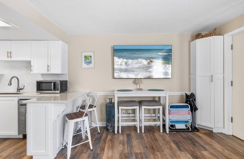 New Smyrna Beach Condo | ☀️ Ocean View - Beach Vibes - Coastal Waters 308 ☀️