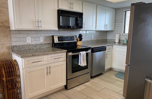 Hudson Condo | Ocean View from Every Room of this 7th Floor Condo