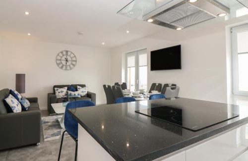 Banff Apartment | Ocean View