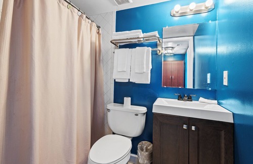 Fort Pierce Hotel | Ocean View Hotel Room with Balcony- 2 Full Beds #20