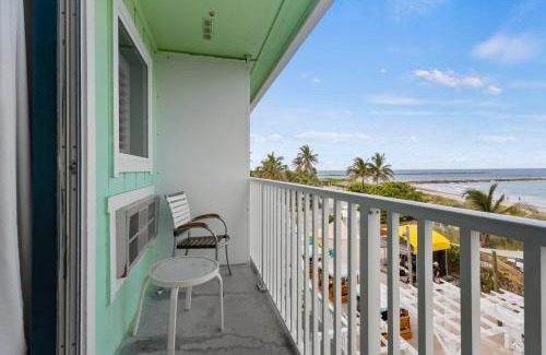 Fort Pierce Hotel | Ocean View Hotel Room with Balcony- 2 Full Beds #22