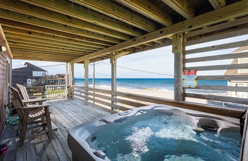 Rodanthe House | Ocean Views Hot Tub Pet-Friendly Steps to the Sand