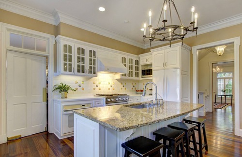 King City House | Ocean Views , Steps to Beach, Walk to Pier/Village