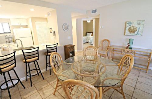 Butler Beach House | Ocean Village Club H14