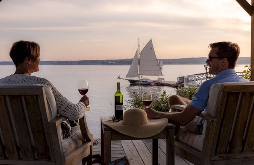 Boothbay Harbor Apartment | Oceanfront 2Q Rm | Coastal Vibe | No Hidden Fees