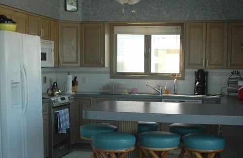 Harvey Cedars House | Oceanfront 3 Bedroom! ** Great Rates**