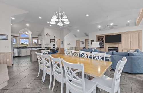 Pine Island House | Oceanfront 6BR with private pool & hot tub