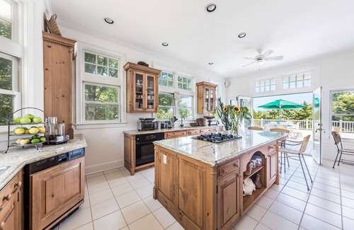 Amagansett Dunes House | Oceanfront Amagansett Gem