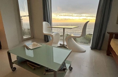 Tunquen Apartment | Oceanfront Apartment Estudio Música