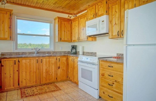 Miscouche Cottage | Oceanfront Chalet Style Cottage