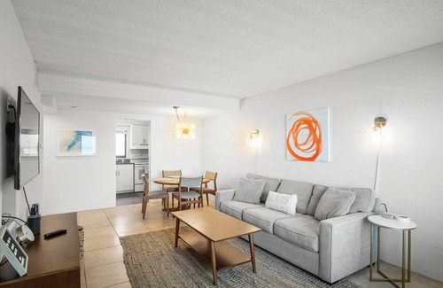 Daytona Beach Condo | Oceanfront Daytona Beach Condo w/Beach Views!