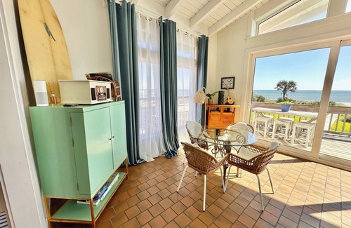 Vilano Beach House | Oceanfront- Dog Friendly