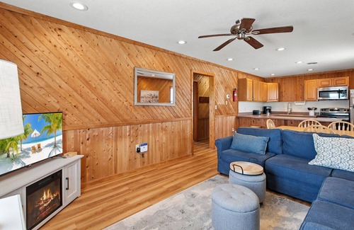 South Nags Head House | Oceanfront, dog friendly, amazing sunrise!