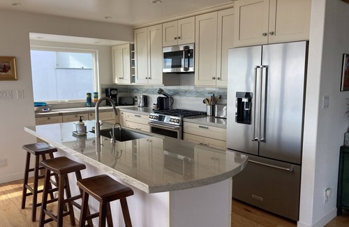 Westside Santa Cruz House | Oceanfront, family friendly, close to Natural Bridges and Boardwalk: