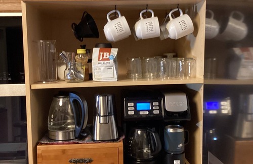 Bay Roberts House | Oceanfront Hot Tub - 90m from the Cable Building National Historic Site Canada