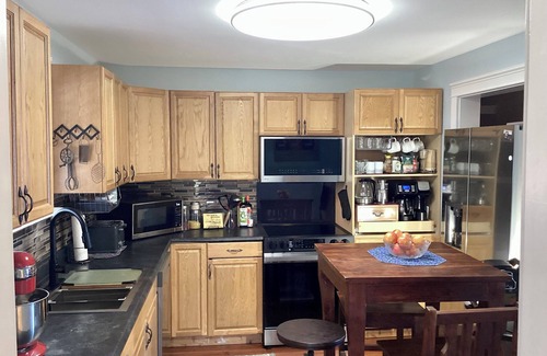 Bay Roberts House | Oceanfront Hot Tub - 90m from the Cable Building National Historic Site Canada