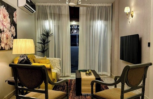 Clifton Apartment | Oceanfront Oasis in Clifton: Steps to Dolmen Mall