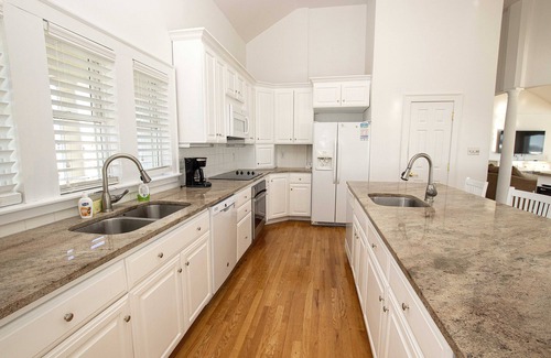Whalehead Beach House | OCEANFRONT, Private Pool, Close to Beach Access, Ocean Views, Pool Table, WL925, Iselin
