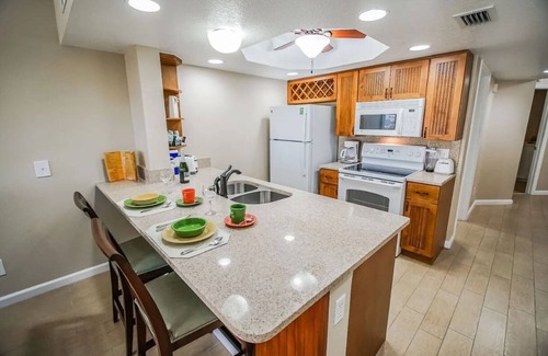 Cocoa Beach Resort | Oceanfront resort on Cocoa Beach - Spacious 2-bedroom, 2 bath Oceanview unit