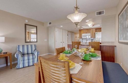 Cocoa Beach Resort | Oceanfront resort on Cocoa Beach - Spacious 2-bedroom, 2 bath Oceanview unit