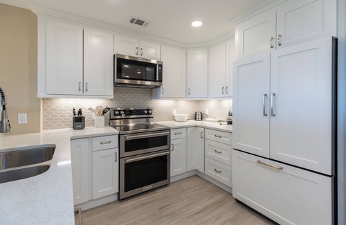 Folly Field Condo | Oceanfront Sea Cloisters Family Villa w/Complex Pool, Bikes