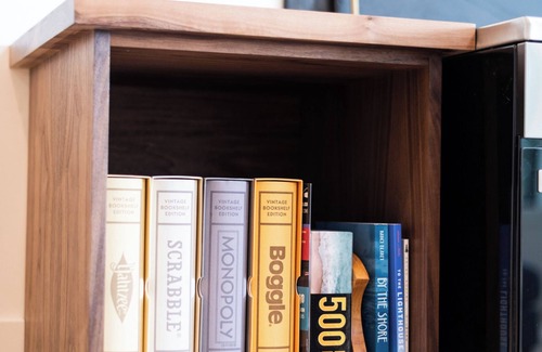 Shirley Cottage | Oceanfront, sauna, soaker tub, outdoor shower, private, fireplace, BBQ, adults.