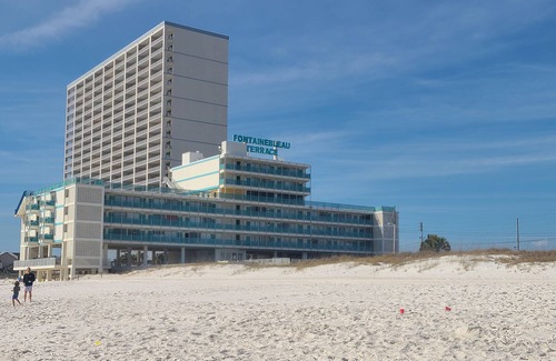 Bid-a-wee Beach Condo | Oceanfront Sunset Viewsn