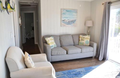 Atlantic Beach Apartment | Oceanfront Townhouse steps to the Beach