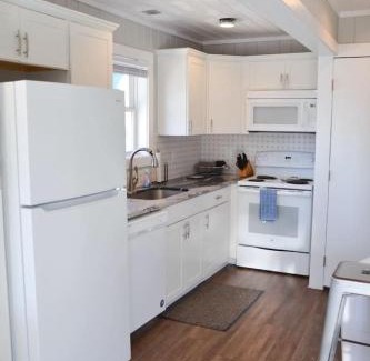 Atlantic Beach Apartment | Oceanfront Townhouse steps to the Beach