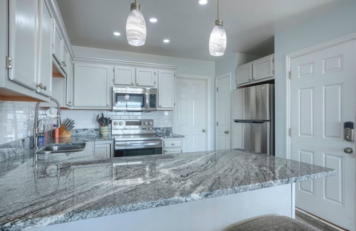 North Topsail Beach House | Oceanfront, 4 bedrooms, Pet Friendly, Linens Inc!π Treat Yourself To Island Life