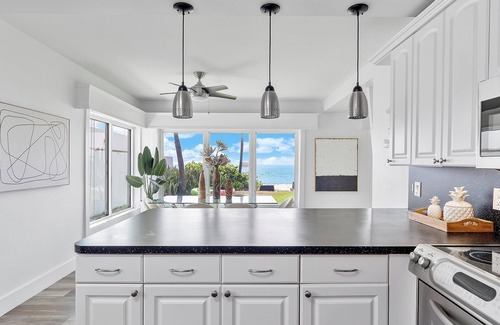 Lauderdale Beach Villa | Oceanfront Villa With Privet Beach Access !