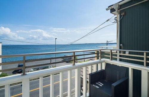 Yokosuka House | Oceanfront Villa Hale Kahakai - Vacation STAY 52334v