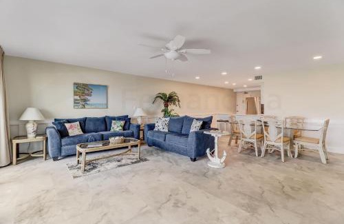 Fernandina Beach Apartment | Oceanfront w Beach Access