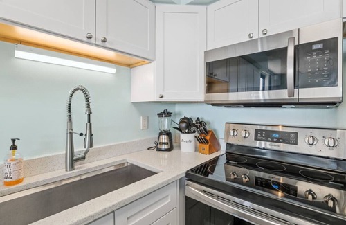 Windy Hill Condo | Oceanfront w/Elevator, Indoor Pool/Hot tub