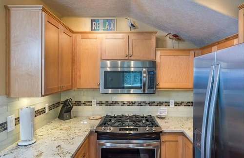 Depoe Bay Condo | Oceanfront, Whale Watching, Pool | Whalers Loft