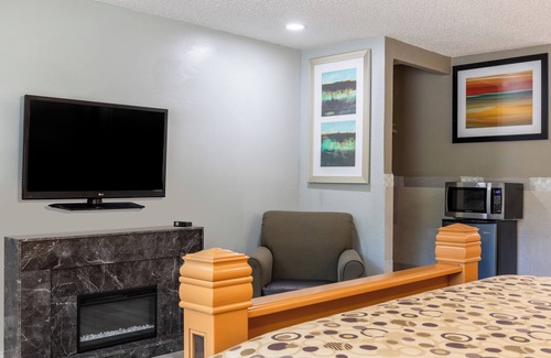 Aberdeen Hotel | Oceans Inn & Suites