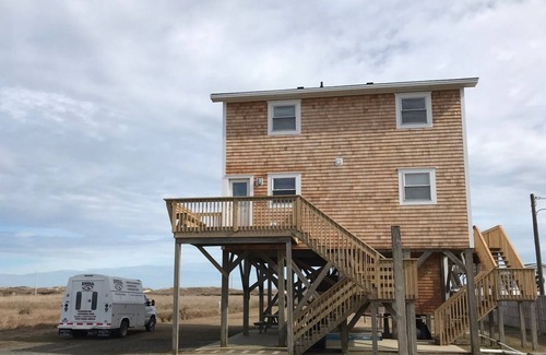 Rodanthe Cottage | Oceanside 3 Bedroom, 2 Bath home with Excellent Ocean & view.