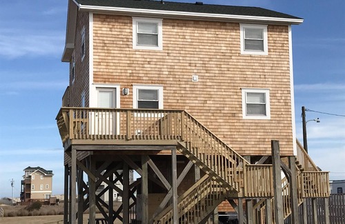 Rodanthe Cottage | Oceanside 3 Bedroom, 2 Bath home with Excellent Ocean & view.