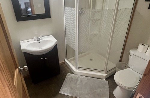 Sally's Cove Cottage | Oceanside Cottage with 2 Bedrooms, 2 Bathrooms. Large Deck for sunset watching