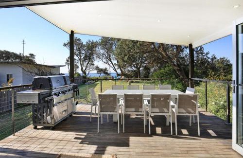 Culburra Beach House | Oceanside I Pet Friendly Absolute Beachfront