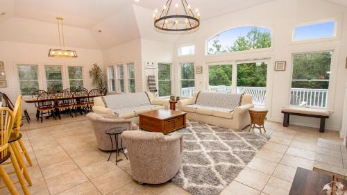 Duck House | Oceanside, Private Pool, Pet Friendly, FS2, Villa Four Seasons